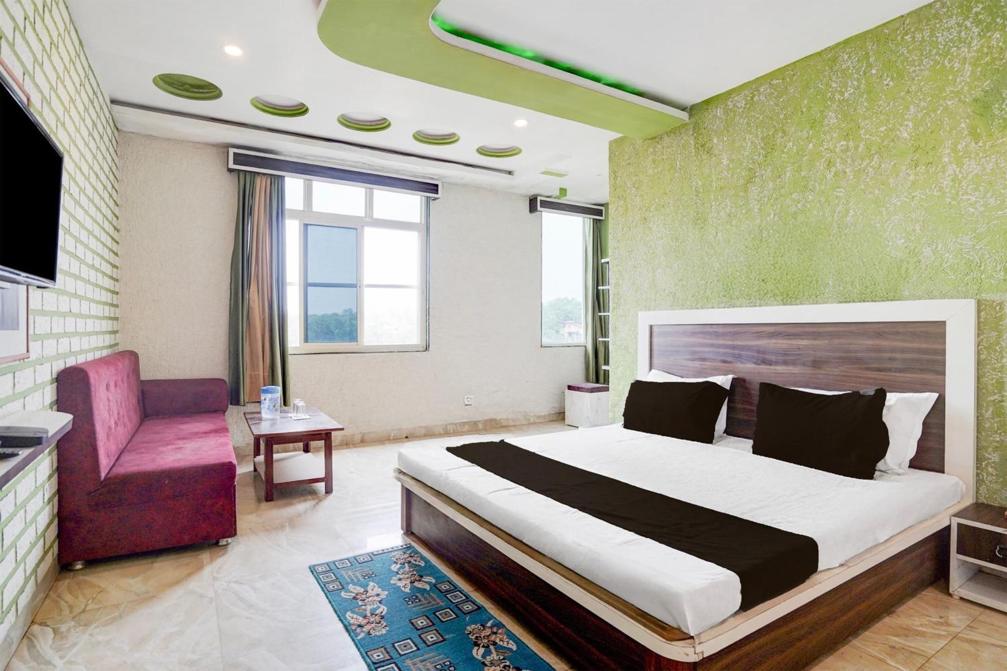 Spot On Pachmarhi Hills Hotel ภายนอก รูปภาพ