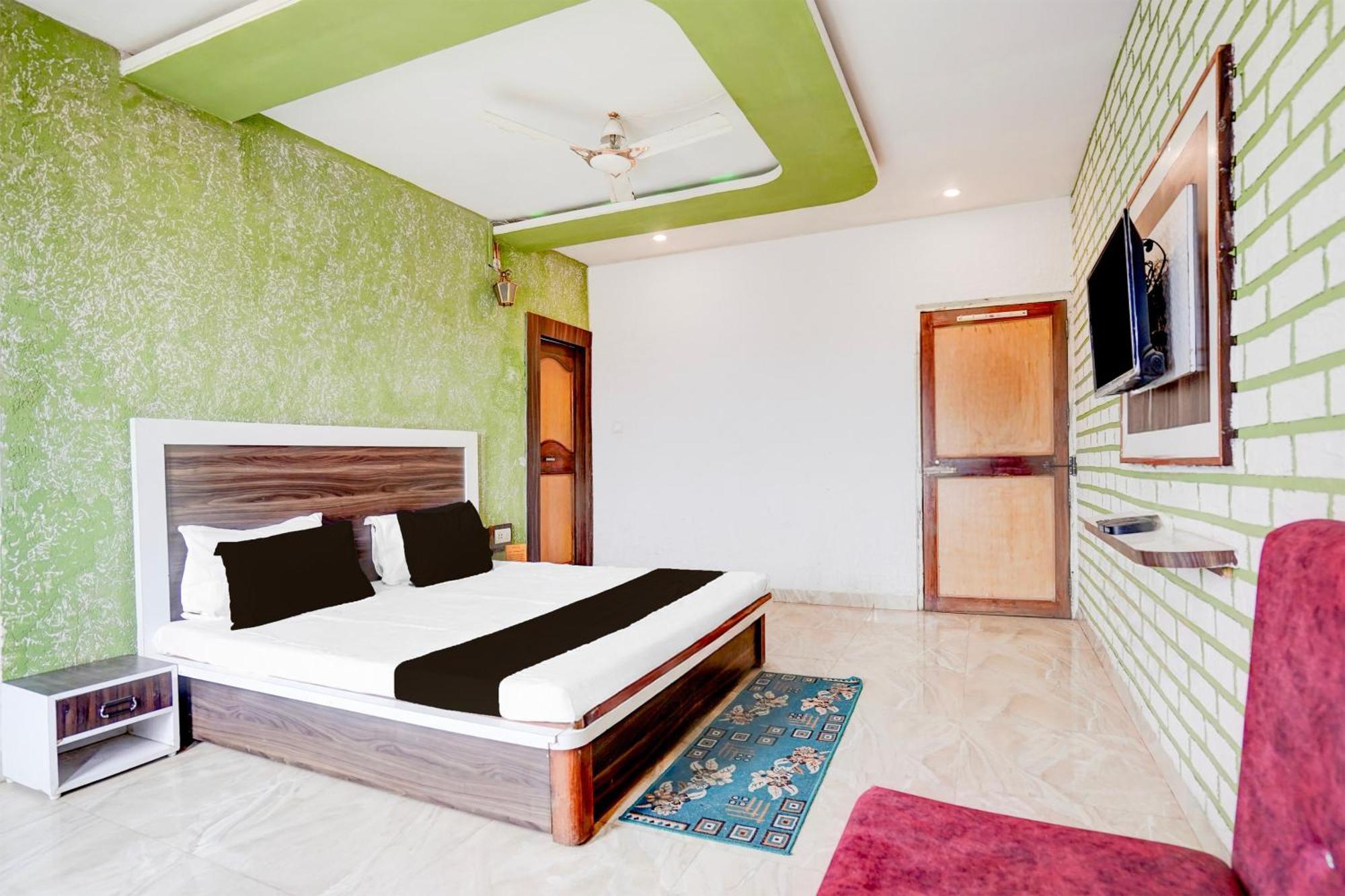 Spot On Pachmarhi Hills Hotel ภายนอก รูปภาพ